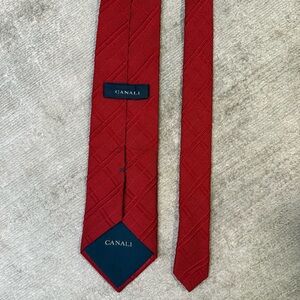 Men's Classic Red Textured CANALI 100% Silk Tie - Stylish Formal Accessory